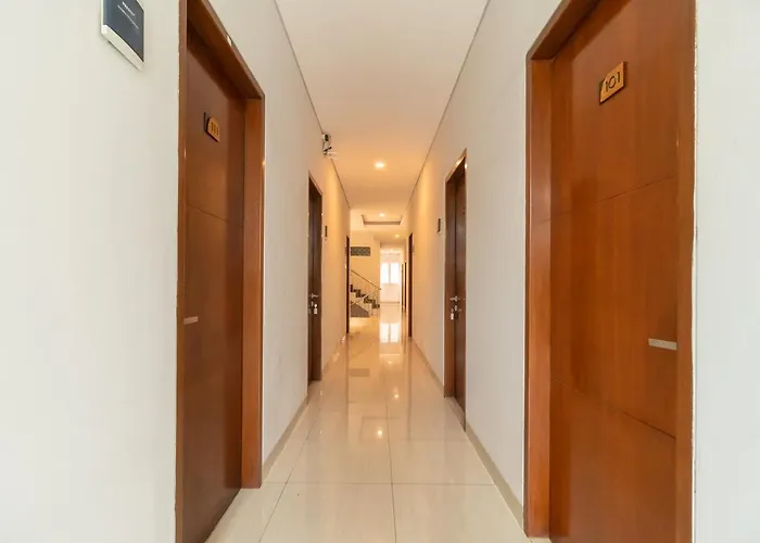Urbanview Hotel Casa Kota Mangga Besar Jakarta